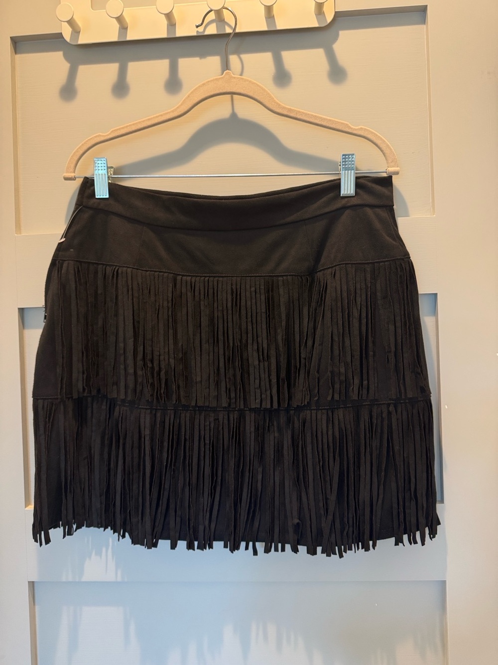 miami Black Fringe Tiered Mini Skirt
Waist 30” Length 17”